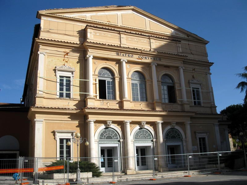 Teatro comunale - L'Aquila
