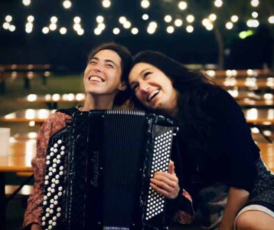 Arianna Scommegna e Giulia Bertasi - attrice e musicista